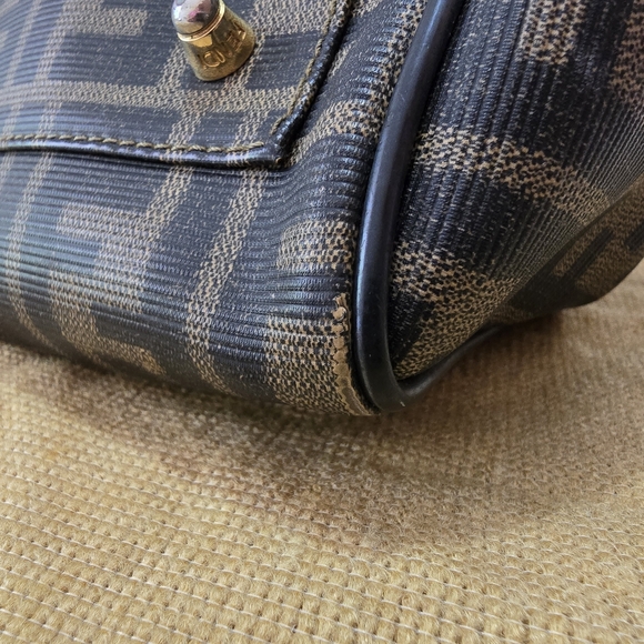 Fendi Black and Brown Monogram Bag - Picture 14 of 16